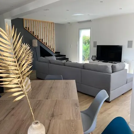 Maison Avec Piscine Chauffee Villa