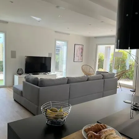 Maison Avec Piscine Chauffee * Aimargues